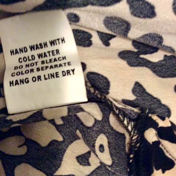 Honey Punch Beige  Leopard Print With Diamonds Size M - Picture 7 of 9